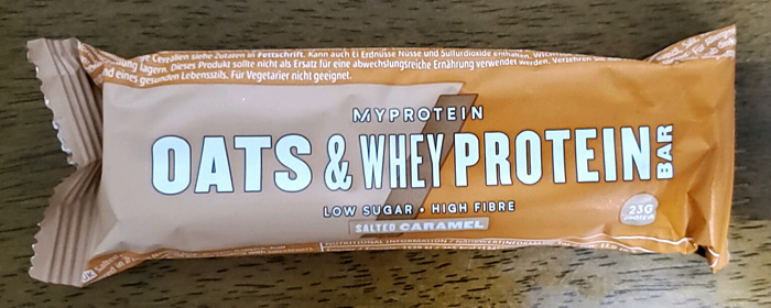 オーツ&ホエイプロテインバーソルティッドキャラメルパッケージ