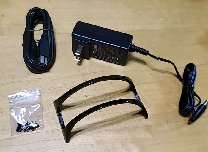 HDDケース付属品