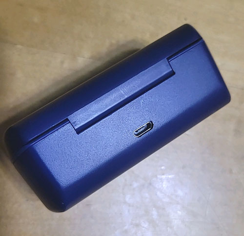 JVCワイヤレスイヤホンケース